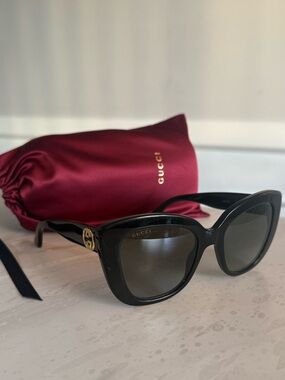 Gucci Black Cat-Eye Sunglasses